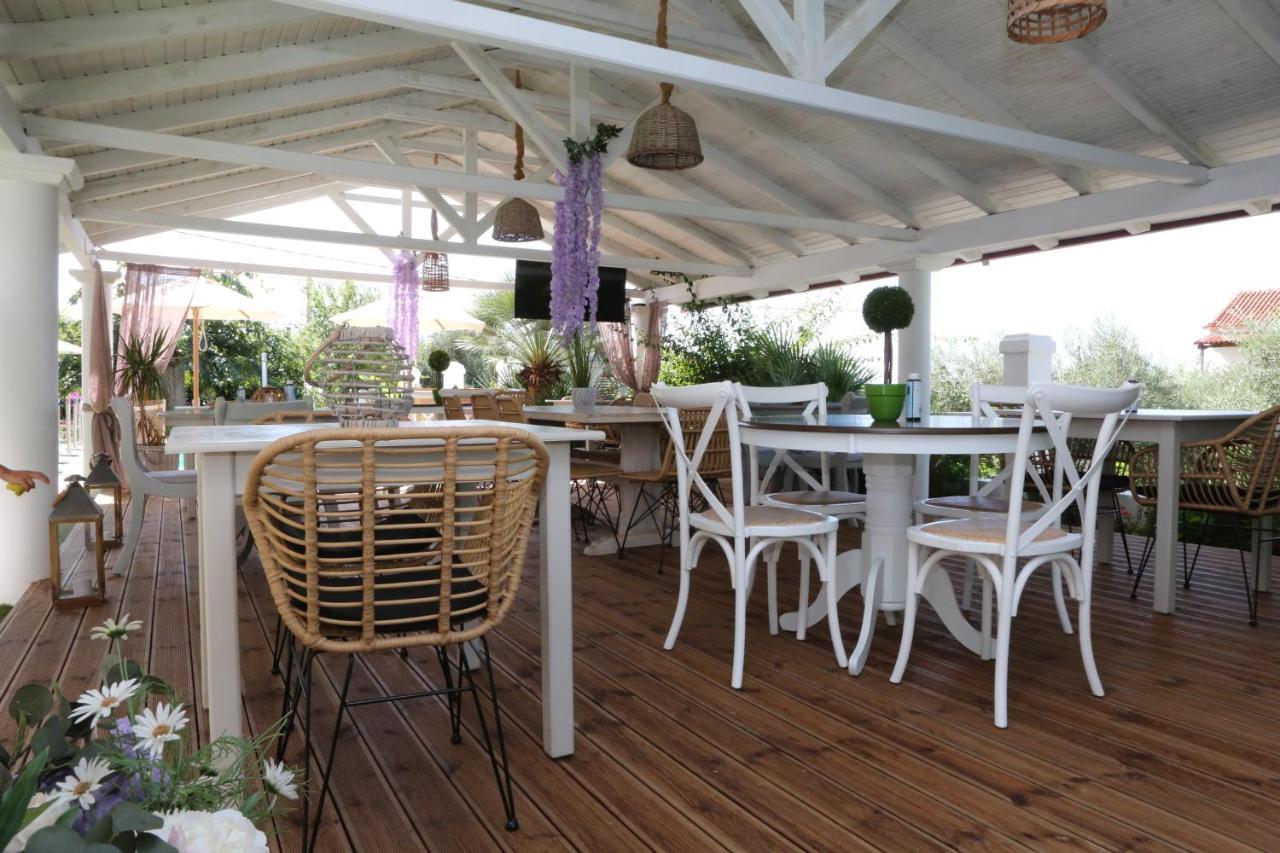 Caretta - Caretta Hotel 리지아 외부 사진