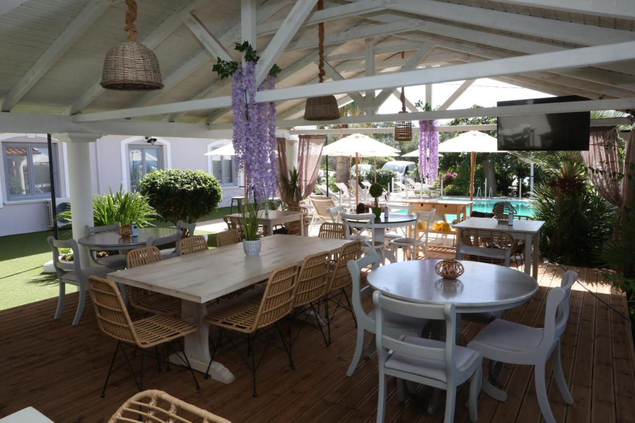 Caretta - Caretta Hotel 리지아 외부 사진